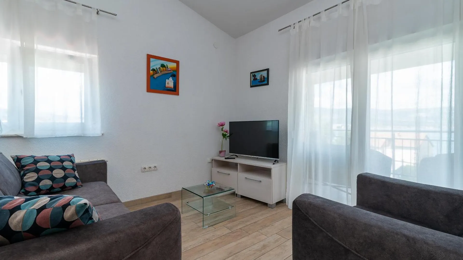 Apartments Brico Trogir
