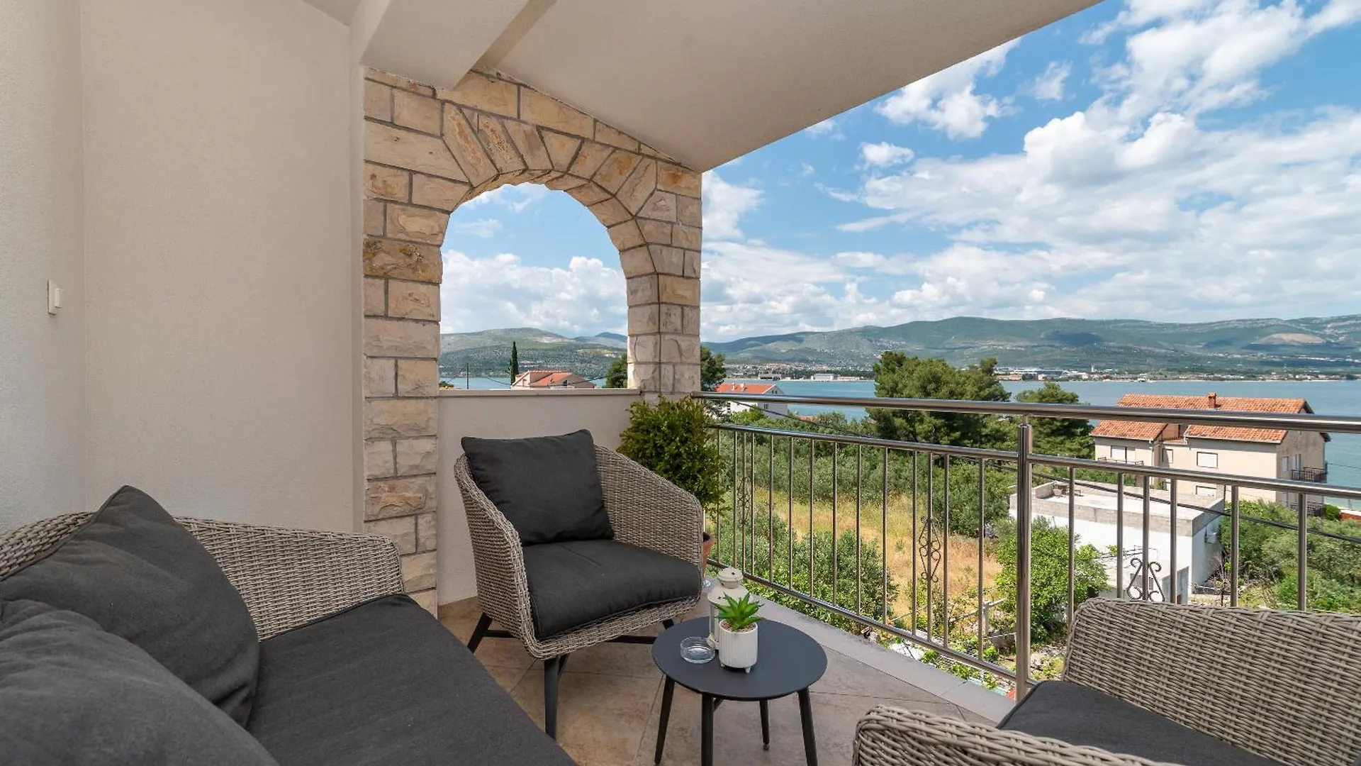 Apartments Brico Trogir