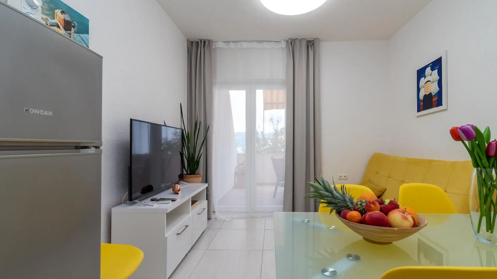 Apartments Brico - Heated Pool 트로기르